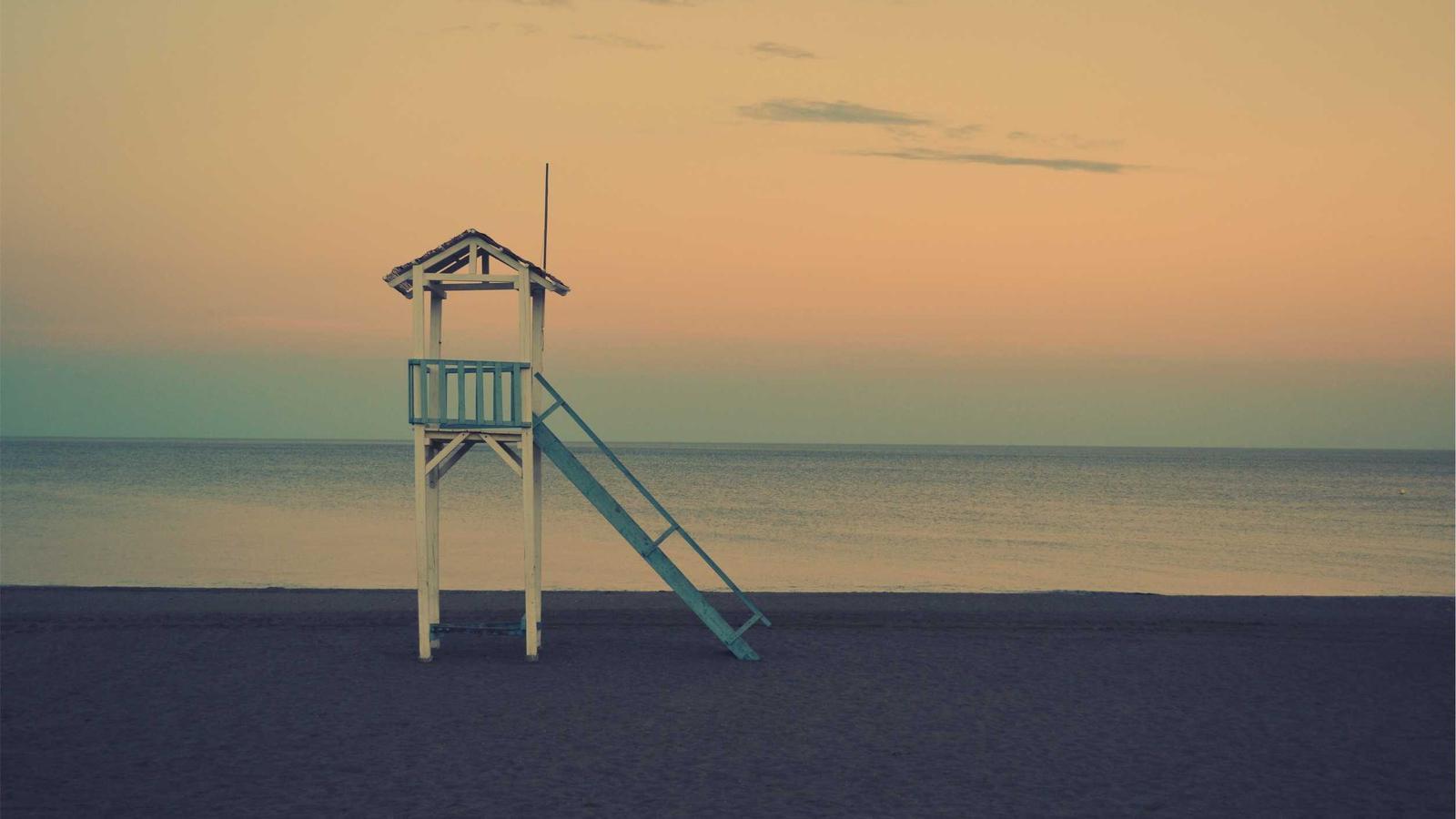 Helpful lifestyle image for How to share a Wi-Fi password safely