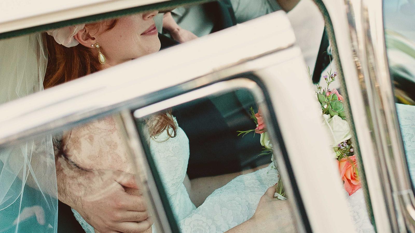 Helpful lifestyle image for How to stop a door from sticking