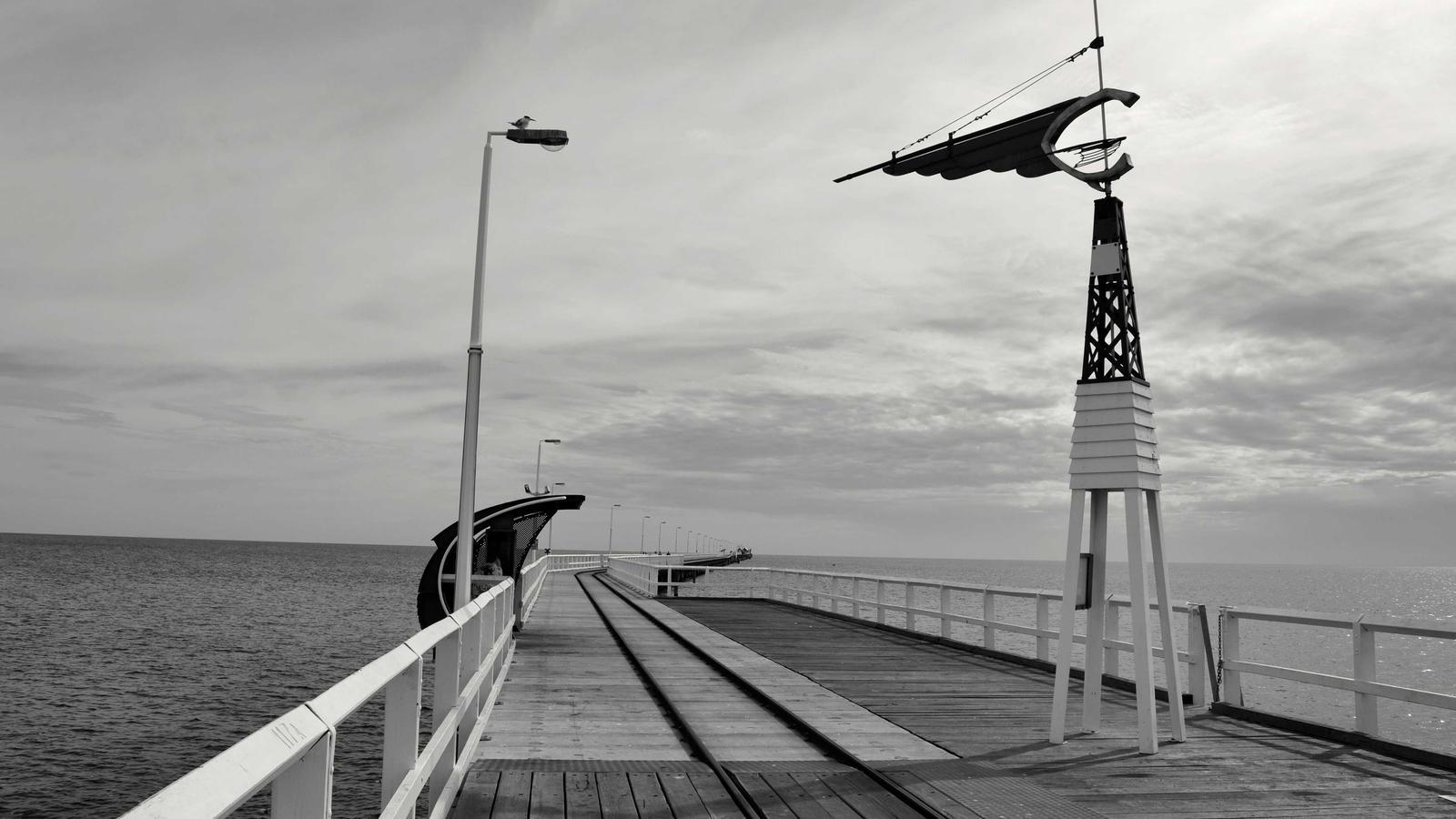 Editorial image about creator economy: How the YouTube algorithm works in 2026