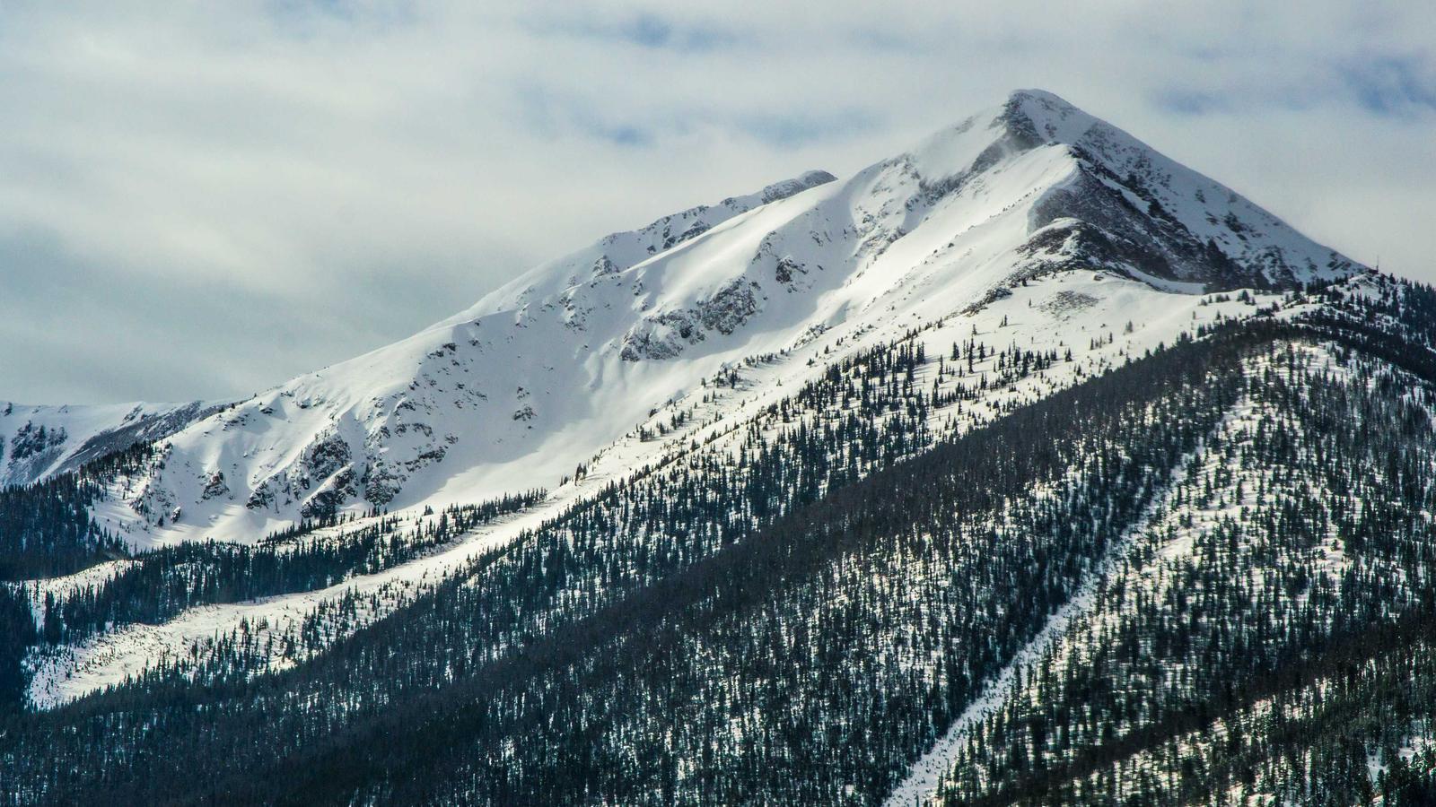 Helpful editorial image for Best time to buy a TV