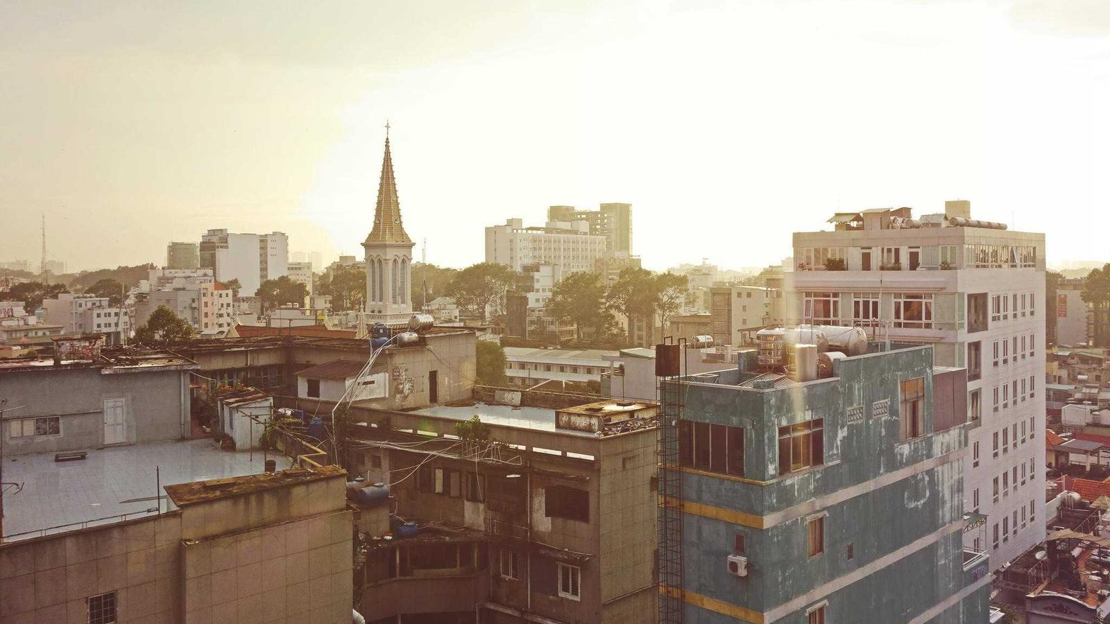 Helpful editorial image for How to check if a celebrity death rumor is real