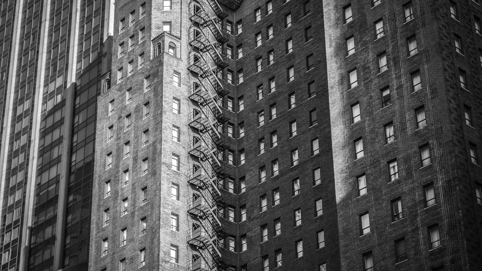 Helpful editorial image for How to talk to kids about money