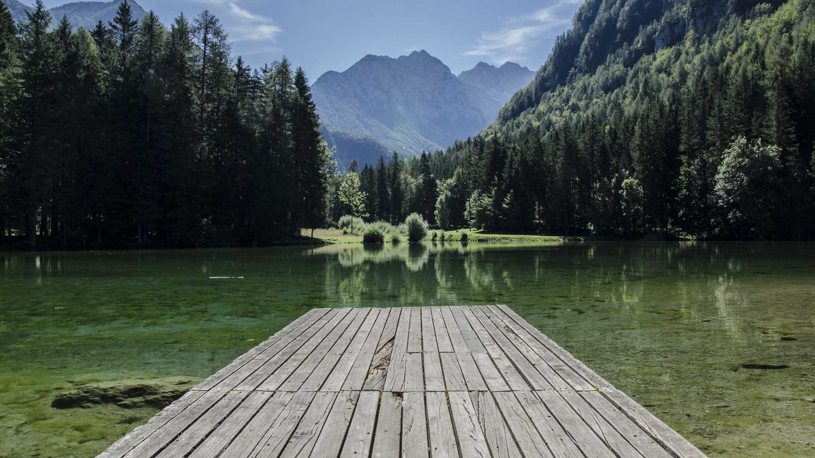 Helpful editorial image for What is a context window in AI?