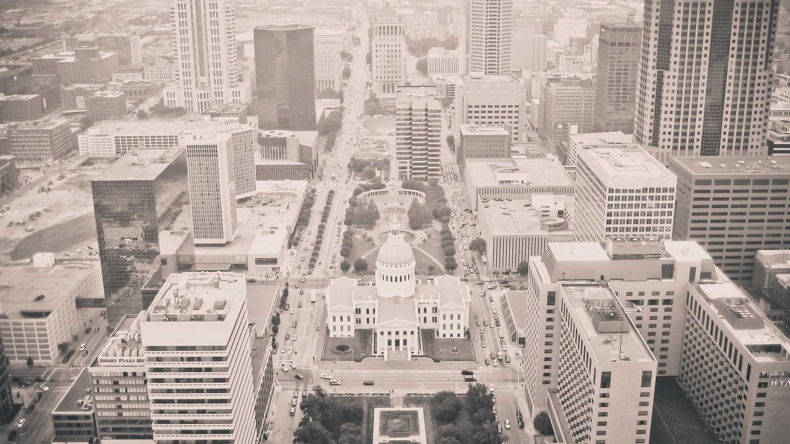 Helpful editorial image for Why Mikey Madison became a breakout search